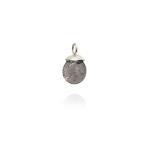 
                
                    Load image into Gallery viewer, Orb Pendant Necklace II
                
            